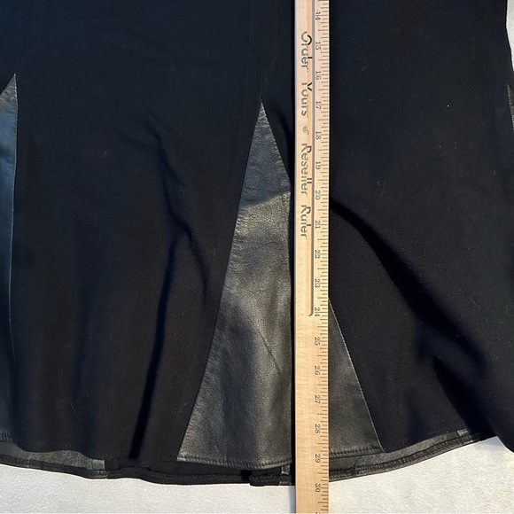 Vintage Elizabeth New York Black Wool & Leather Midi Swing Skirt 16 full twirl - Picture 4 of 9
